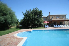 HEATED POOL , JACUZZI, WIFI ,GAMES ROOMS,9 BEDROOMS